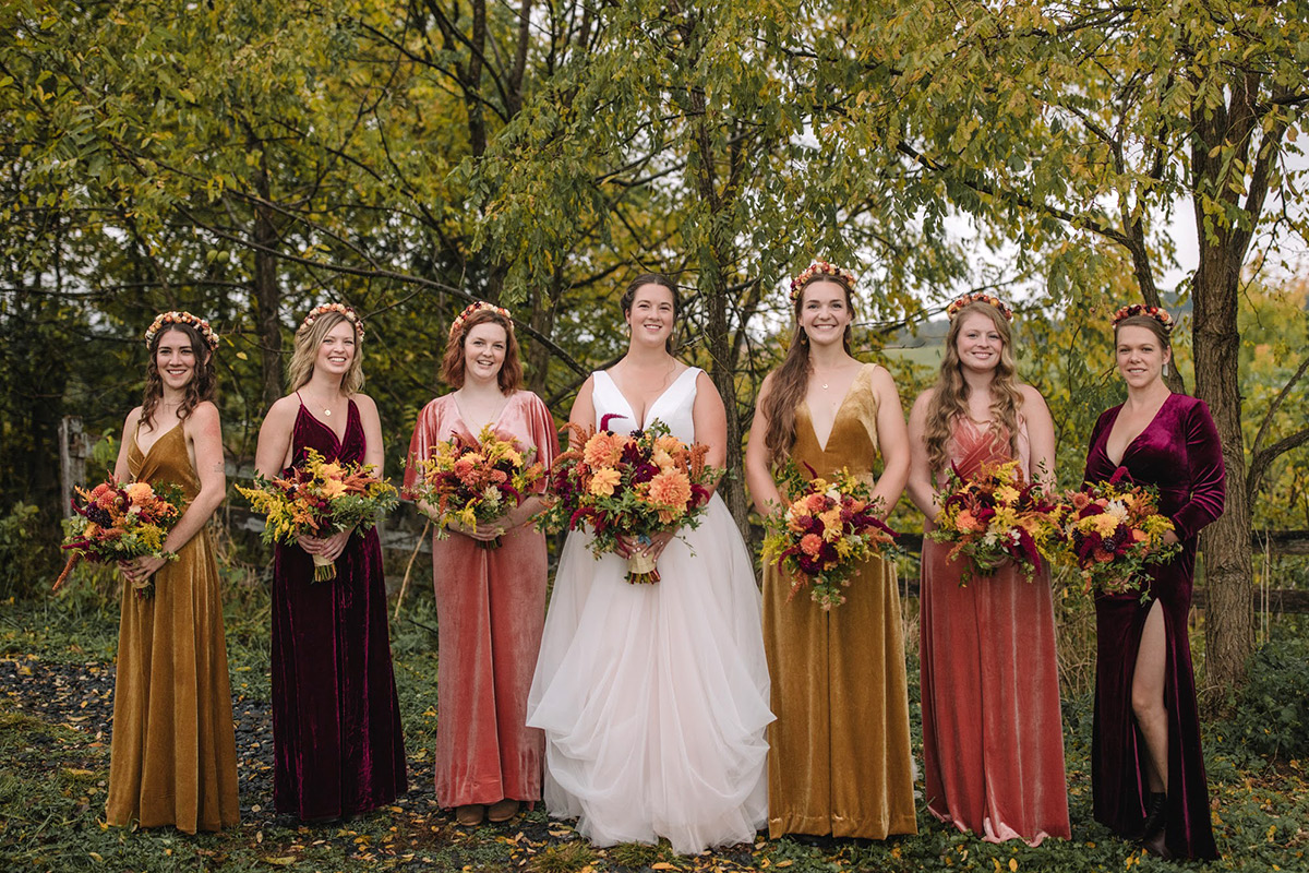 bridesmaids-fairytale-wedding
