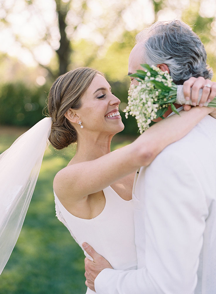 bride-groom-charlottesville-wedding-flowers